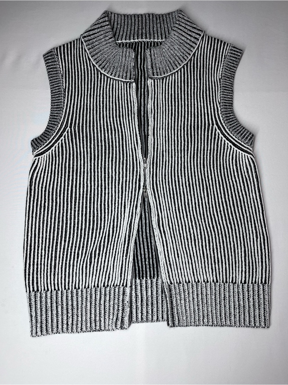 Womens Zip Up Sweater Vest Sleeveless Ribbed Knit V Neck Collared Striped Top - Picture 6 of 8